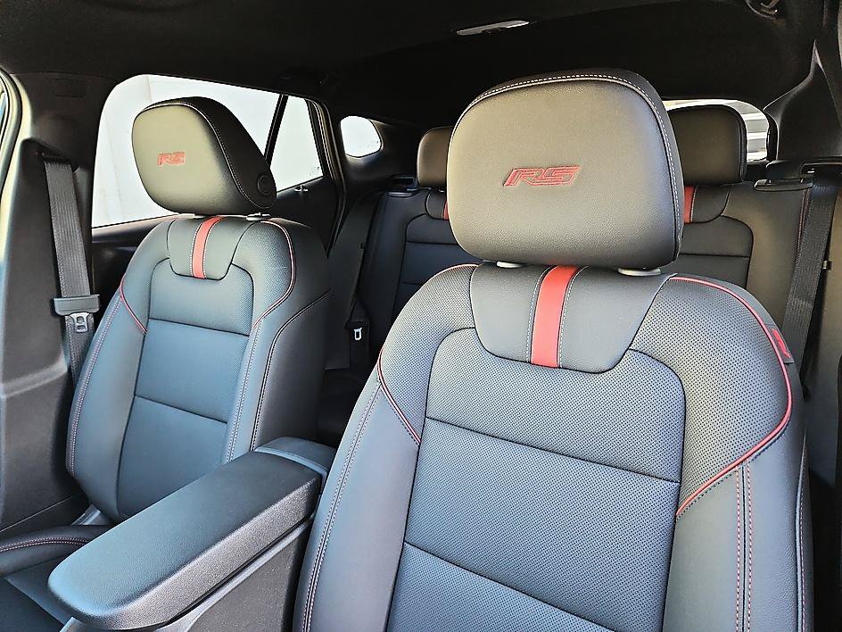 New 2026 Chevrolet Trax RS w/ Sunroof Package FWD image 15