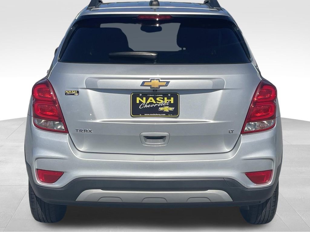 Used 2019 Chevrolet Trax LT w/ LT Convenience Package image 4