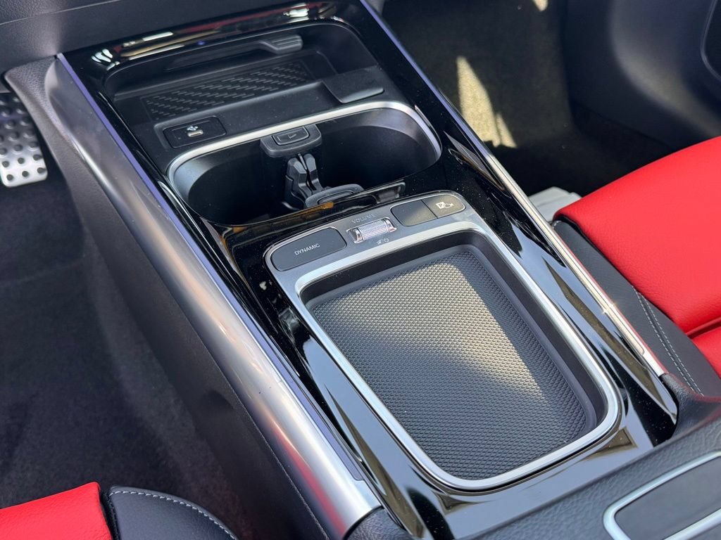 Used 2025 Mercedes-Benz GLA 35 AMG 4MATIC image 26
