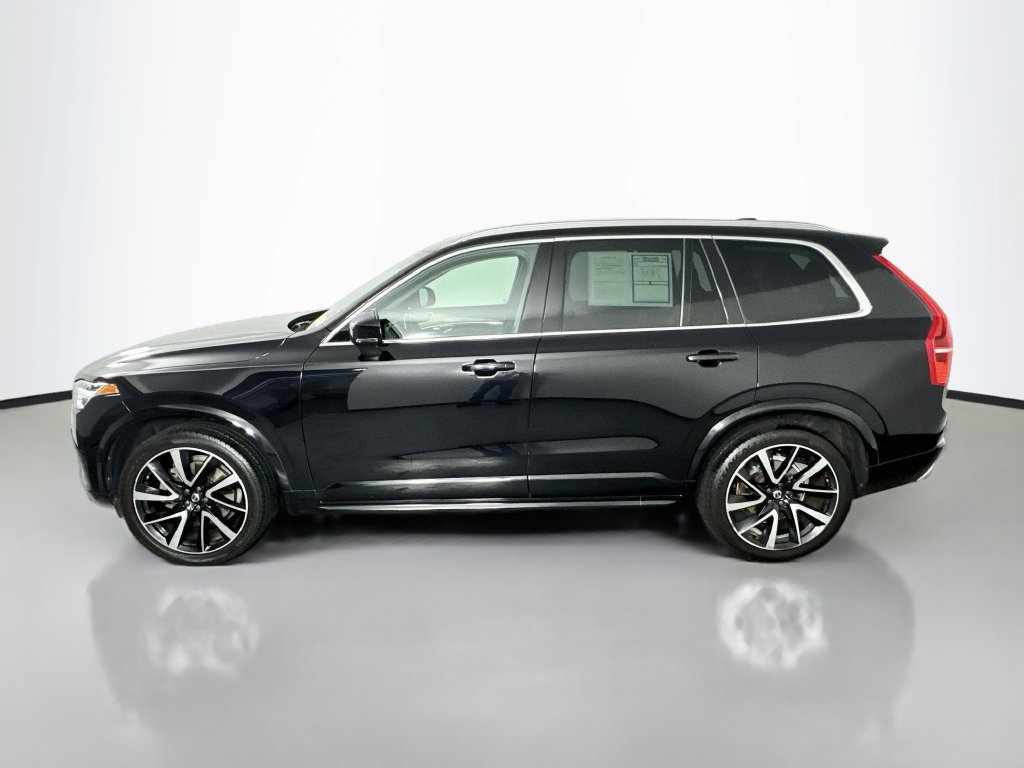 Used 2021 Volvo XC90 T6 Momentum w/ Climate Package AWD/4WD image 4
