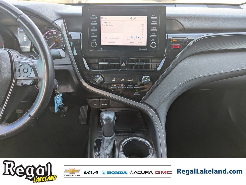 Used 2021 Toyota Camry SE image 13