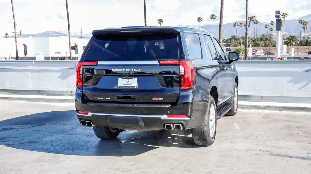 Used 2025 GMC Yukon Denali AWD/4WD image 8