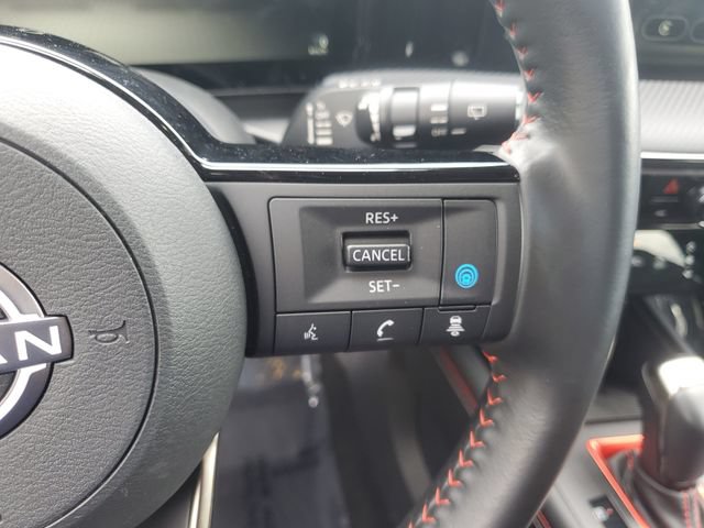 Certified 2025 Nissan Kicks SR AWD/4WD image 17