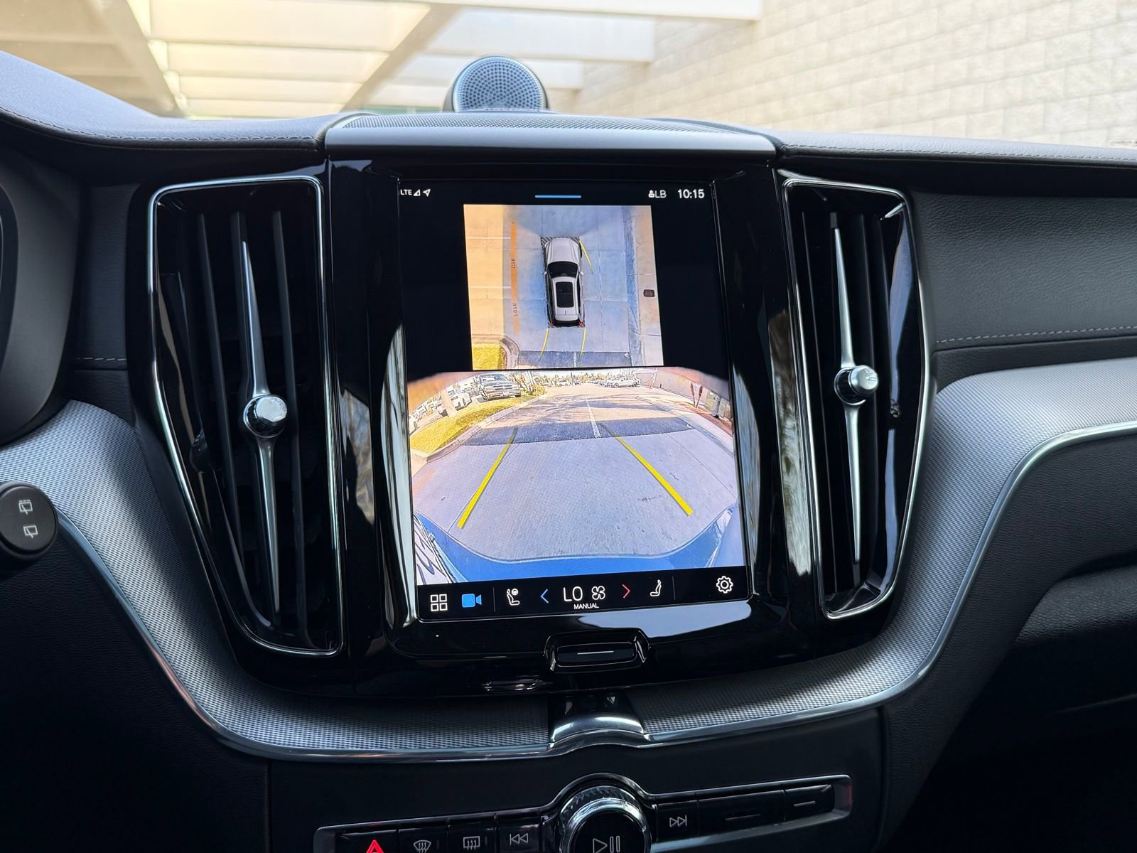 Used 2024 Volvo XC60 T8 Polestar image 31