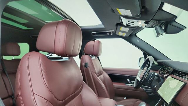 Used 2023 Land Rover Range Rover SE image 20