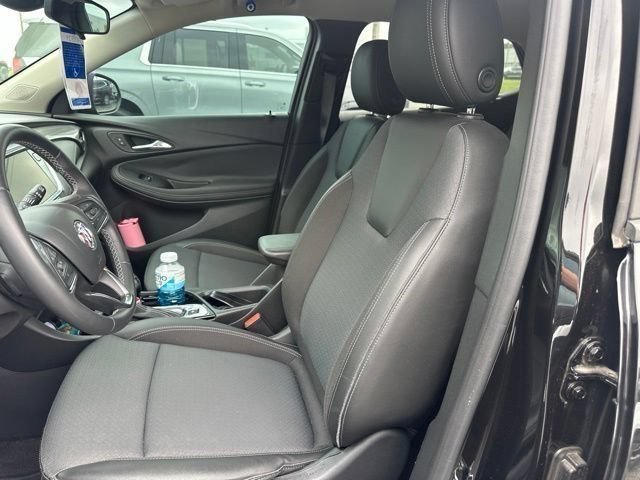 Certified 2022 Buick Encore GX Select w/ Advanced Technology Package FWD image 27
