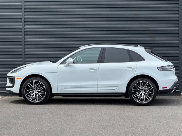 New 2026 Porsche Macan AWD/4WD image 2