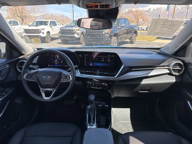 Used 2025 Chevrolet Trax ACTIV w/ Driver Confidence Package image 12