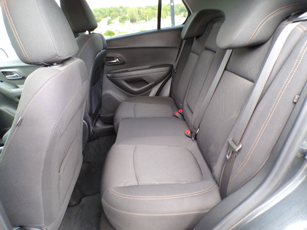 Used 2019 Chevrolet Trax LT FWD image 19