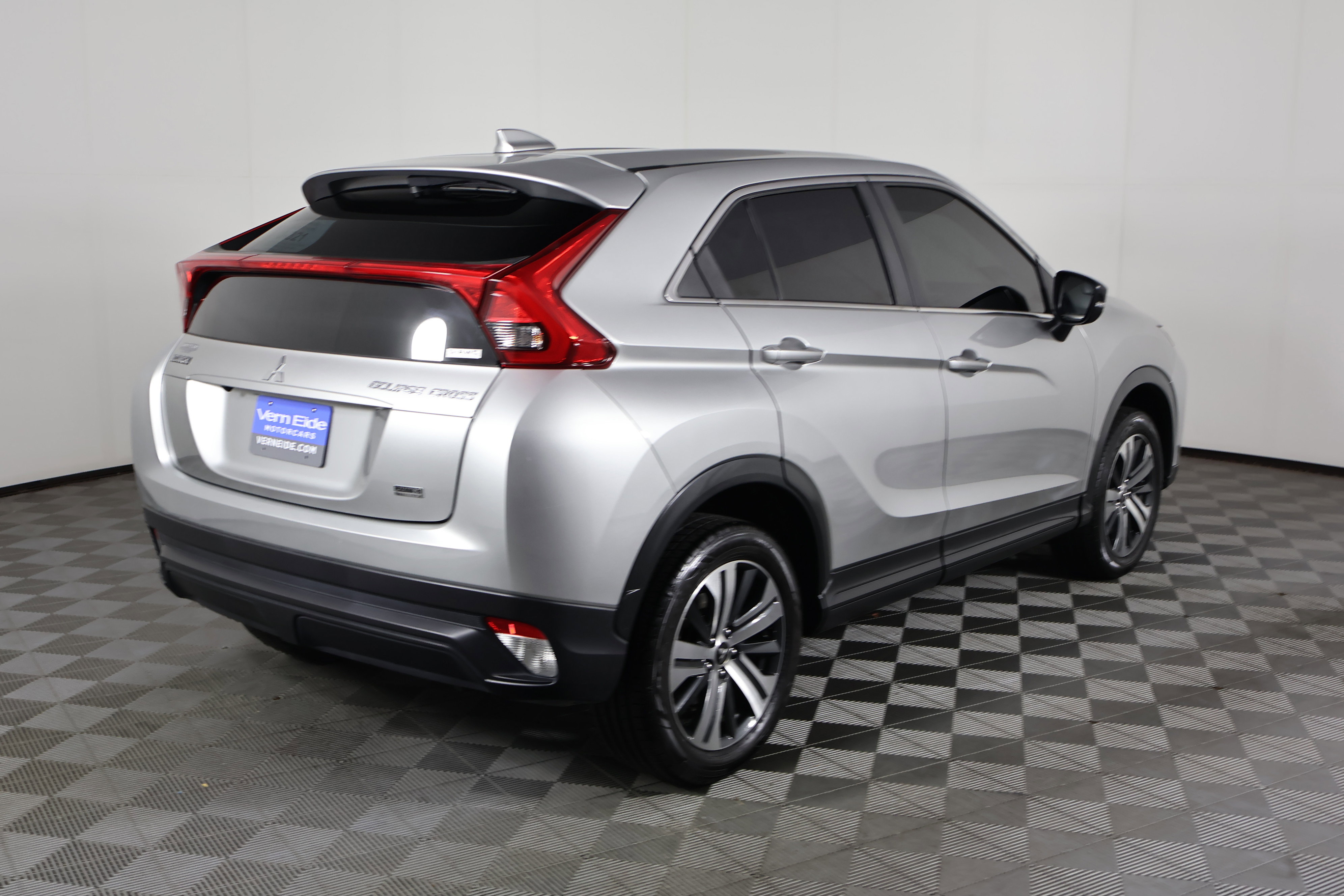 Used 2018 Mitsubishi Eclipse Cross LE image 6