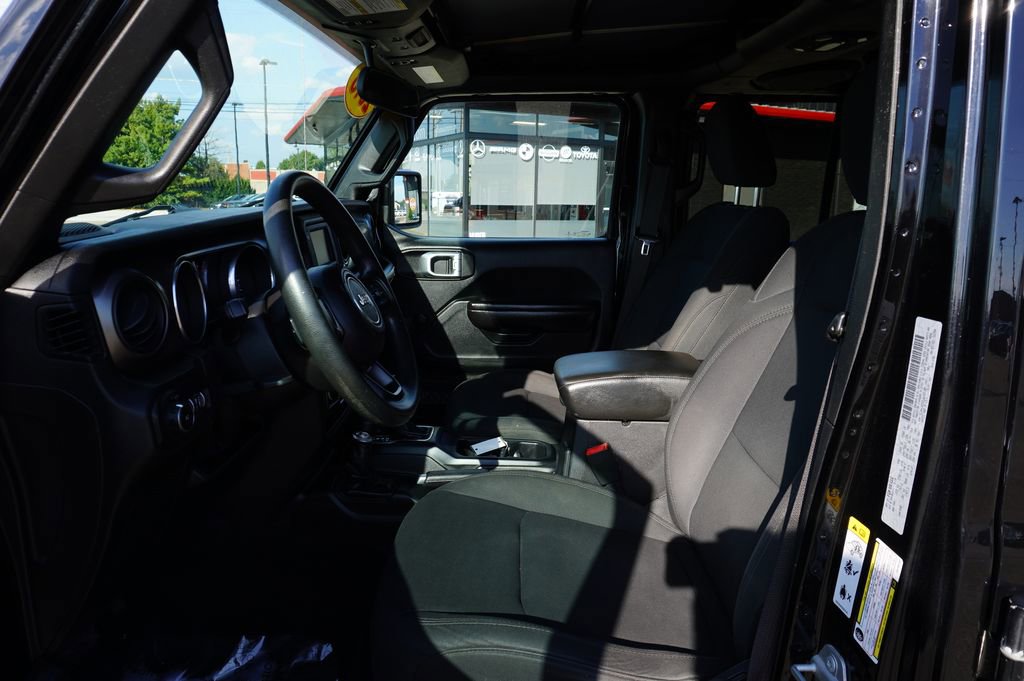 Used 2018 Jeep Wrangler Unlimited Sport image 23