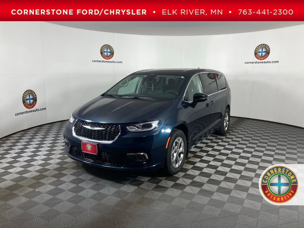 Used 2024 Chrysler Pacifica Limited