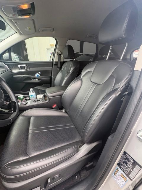Used 2023 Kia Sorento EX FWD image 10