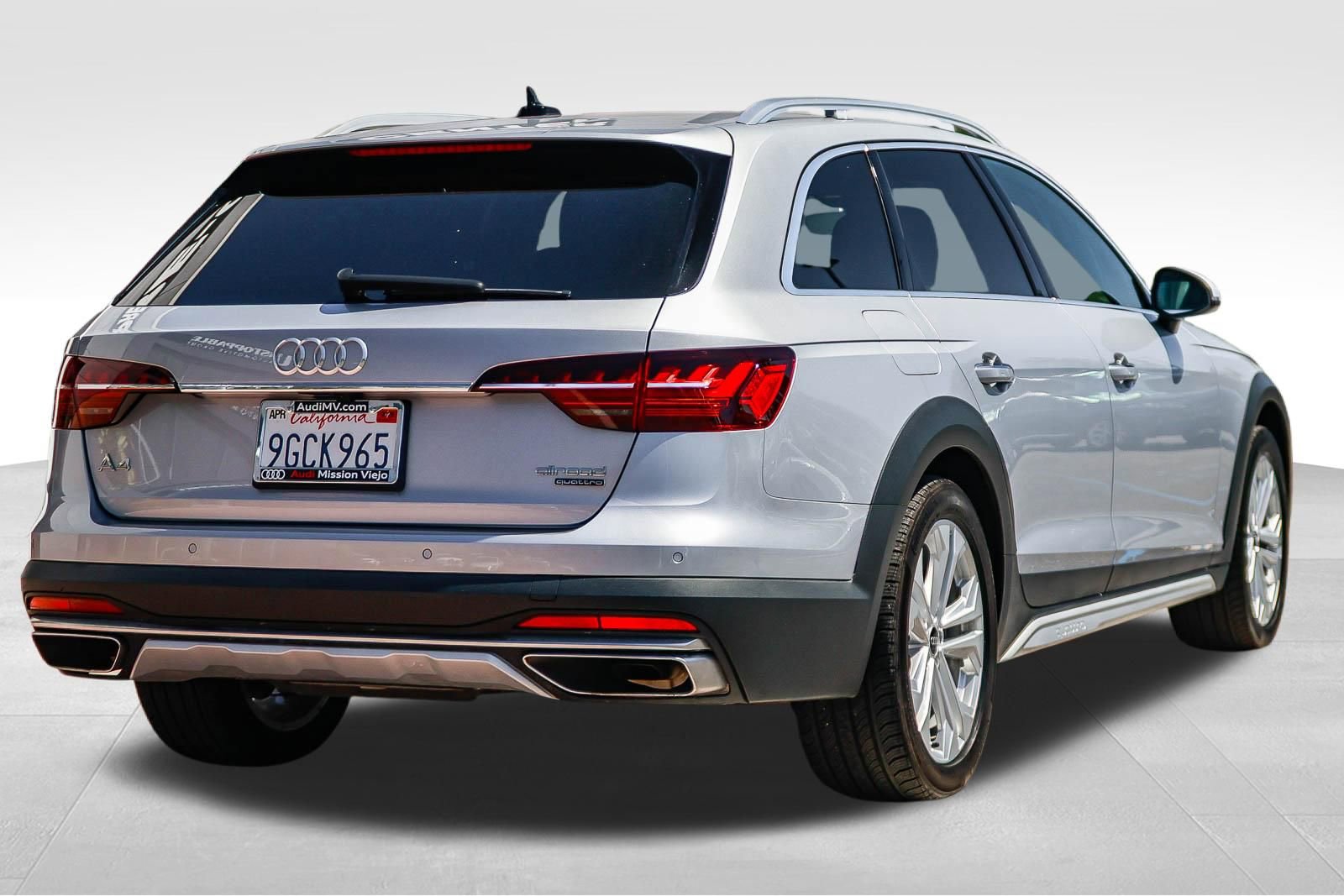 Used 2023 Audi A4 2.0T allroad Premium w/ Convenience Package AWD/4WD image 7