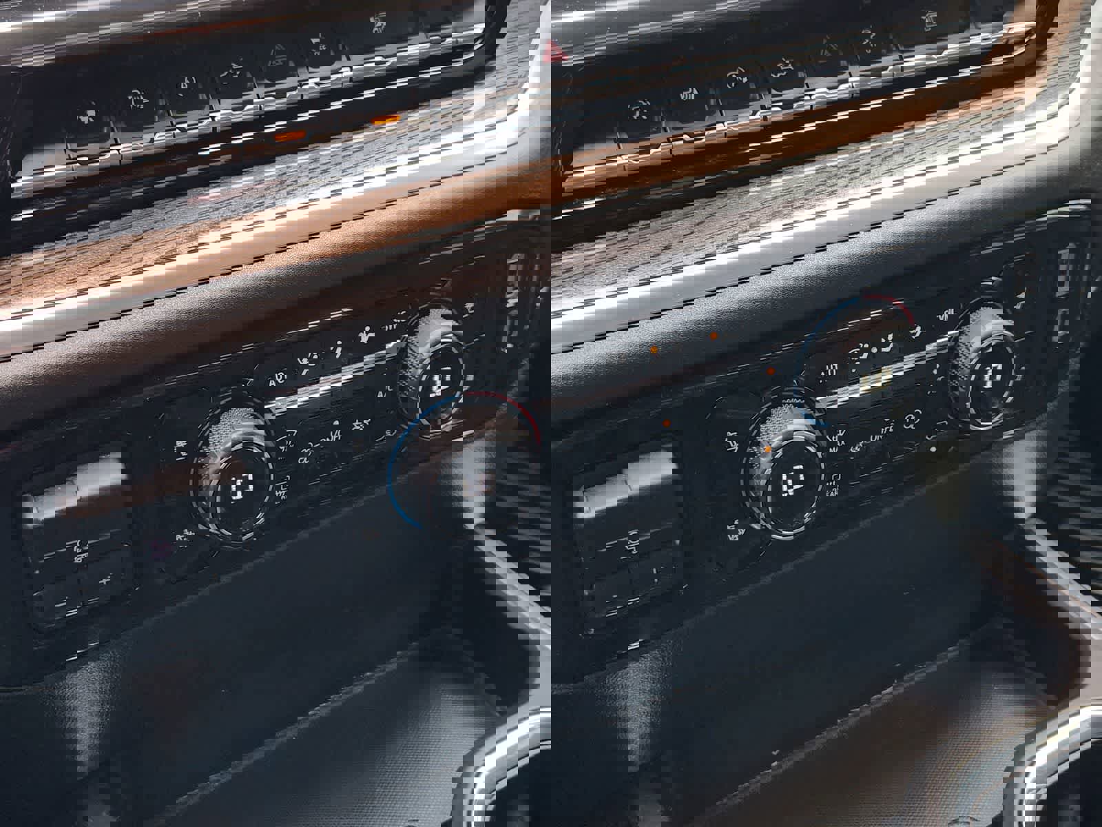 Used 2024 Chevrolet Silverado 1500 LT w/ Texas Edition Plus RWD image 19