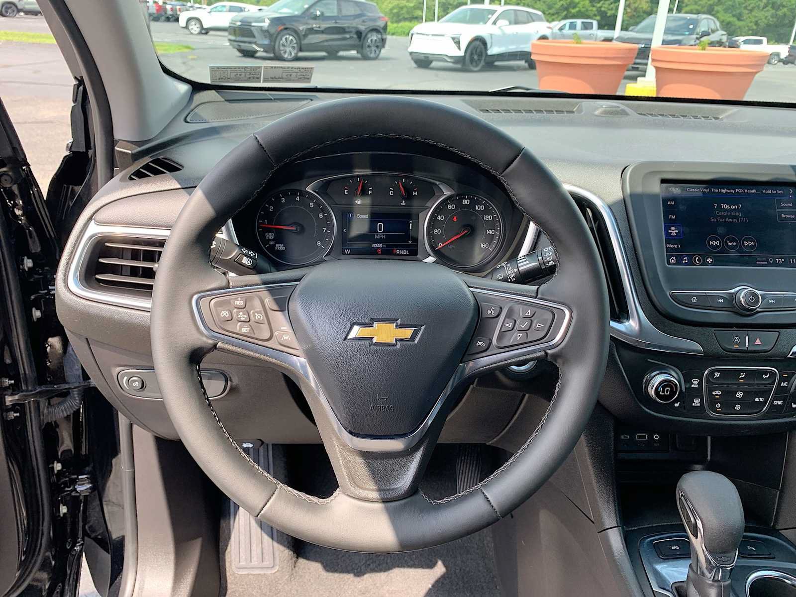 Used 2023 Chevrolet Equinox LT AWD/4WD image 11