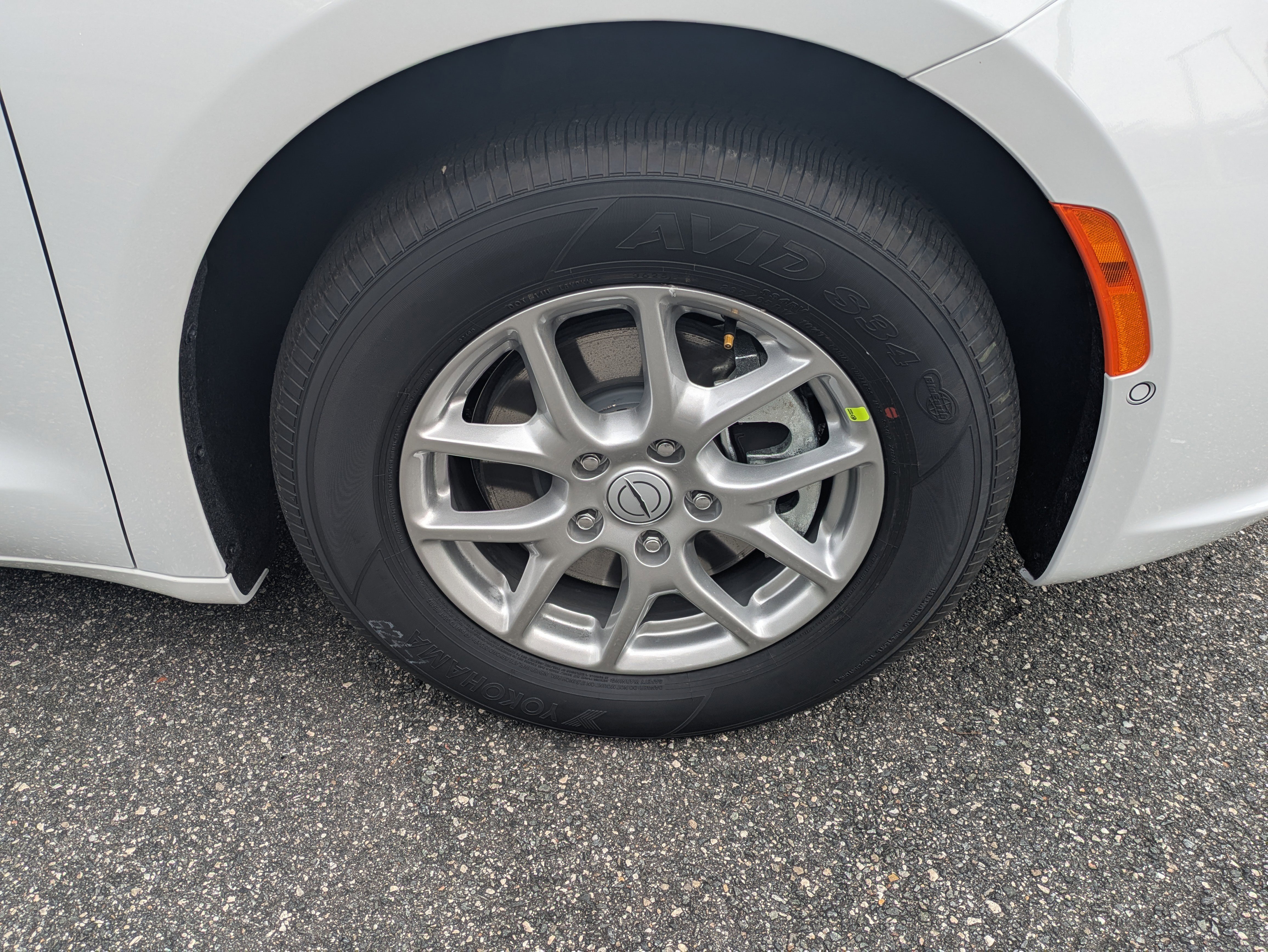 New 2026 Chrysler Pacifica Select image 11