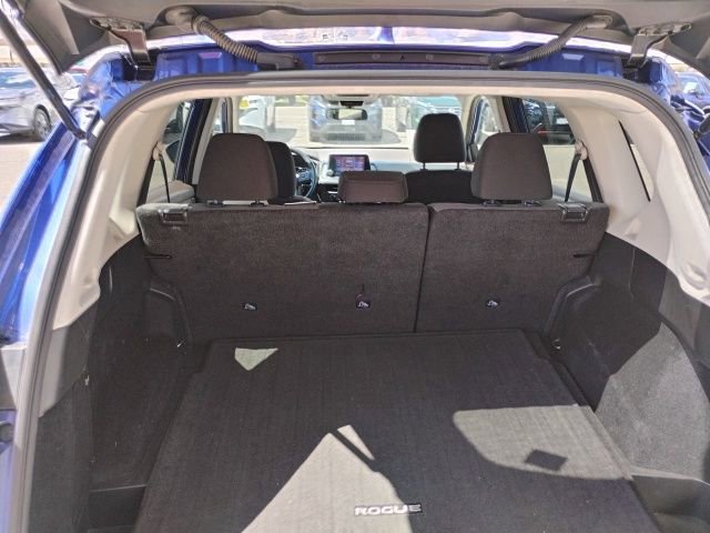 Used 2023 Nissan Rogue SV AWD/4WD image 10