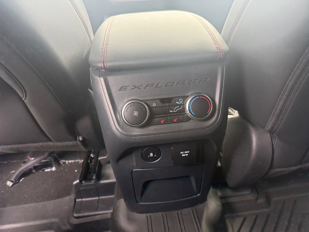 Used 2026 Ford Explorer ST AWD/4WD image 29