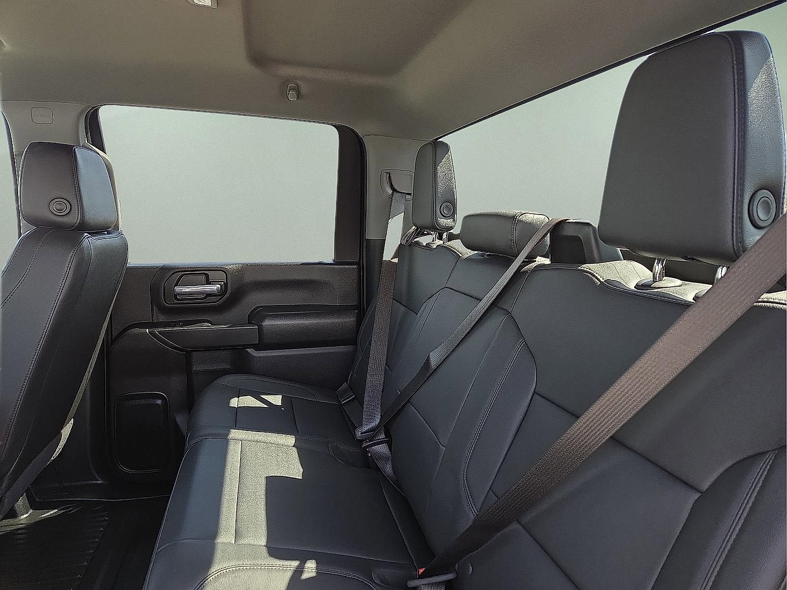 Certified 2025 GMC Sierra 2500 Pro w/ Convenience Package image 10