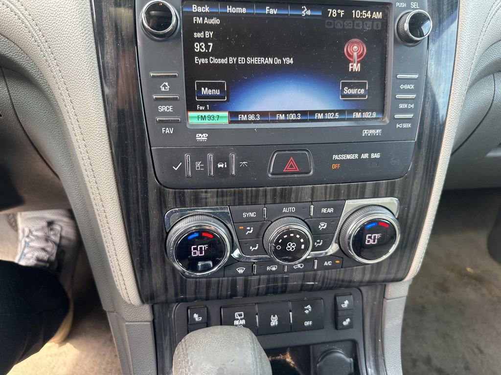 Used 2014 Chevrolet Traverse LT image 20