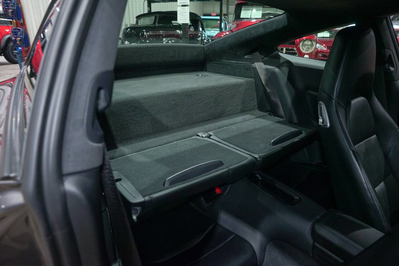 Used 2019 Porsche 911 Carrera S image 39