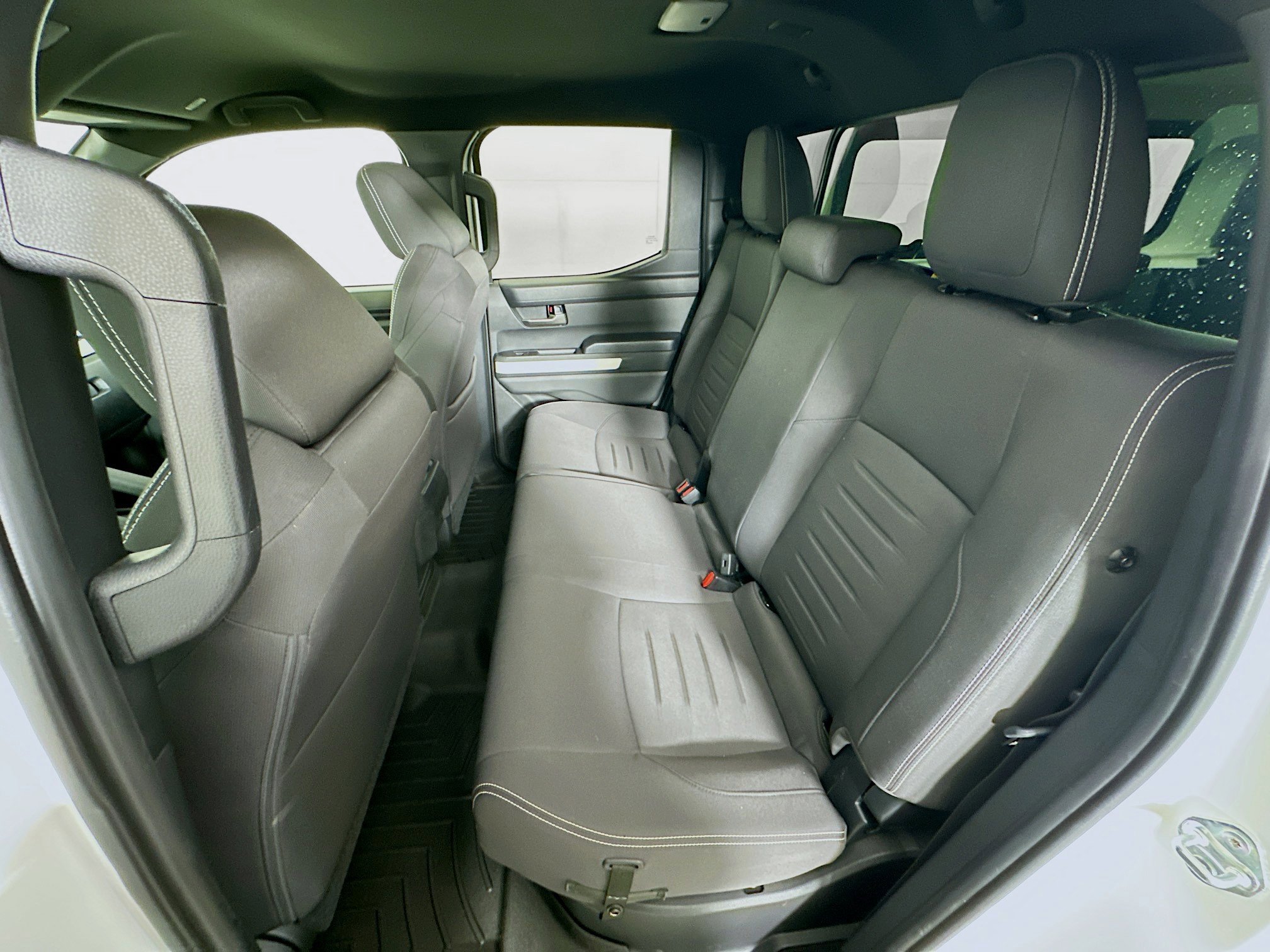 Used 2024 Toyota Tacoma TRD Off-Road image 26