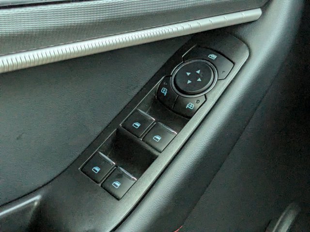 Used 2025 Ford Explorer ST-Line w/ ST-Line Street Pack AWD/4WD image 13