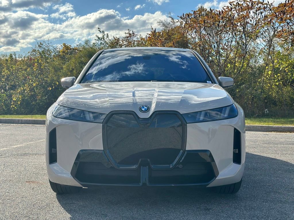 New 2026 BMW iX xDrive60 w/ M Sport Package AWD/4WD image 2