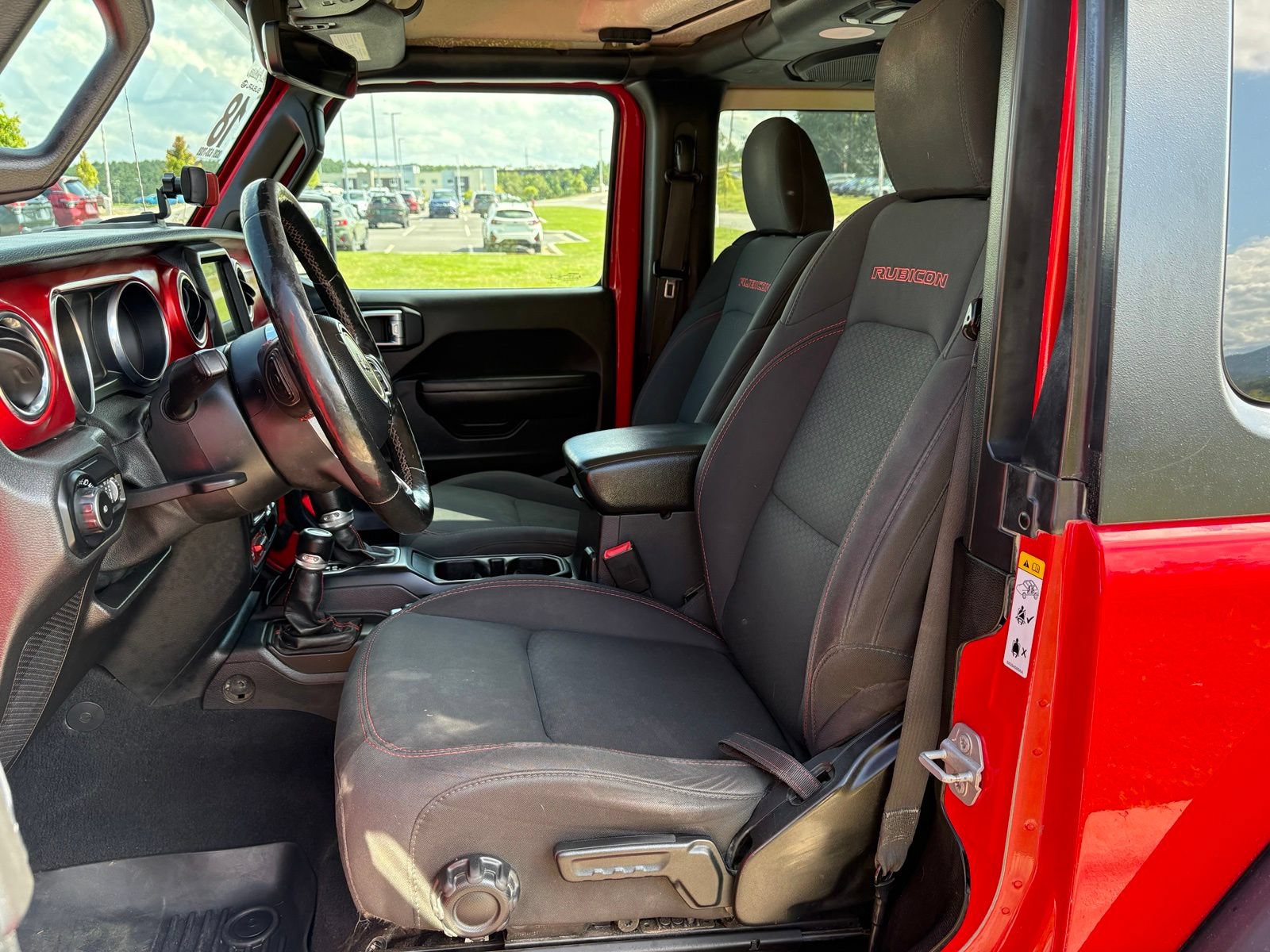 Used 2018 Jeep Wrangler Rubicon AWD/4WD image 26
