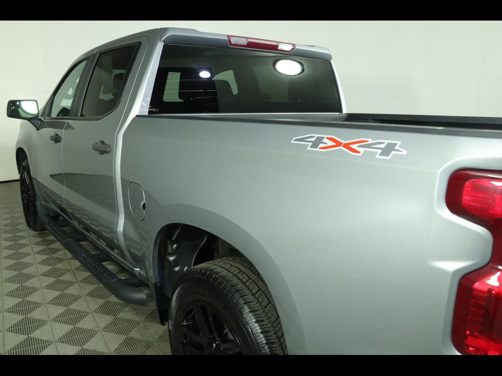 Used 2023 Chevrolet Silverado 1500 Custom w/ Rally Edition AWD/4WD image 17