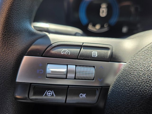 Certified 2024 Hyundai Kona SE image 22