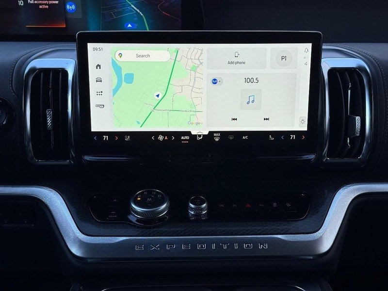 New 2025 Ford Expedition Platinum w/ Stealth Performance Package image 8