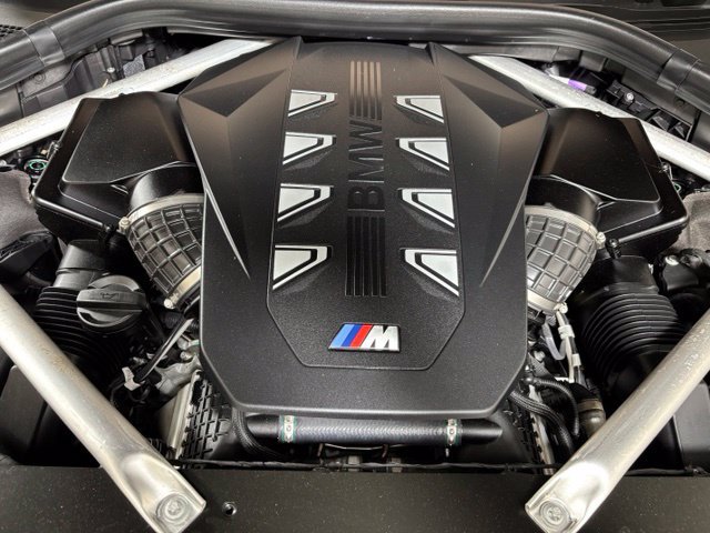Certified 2024 BMW X7 M60i w/ Executive Package AWD/4WD image 25