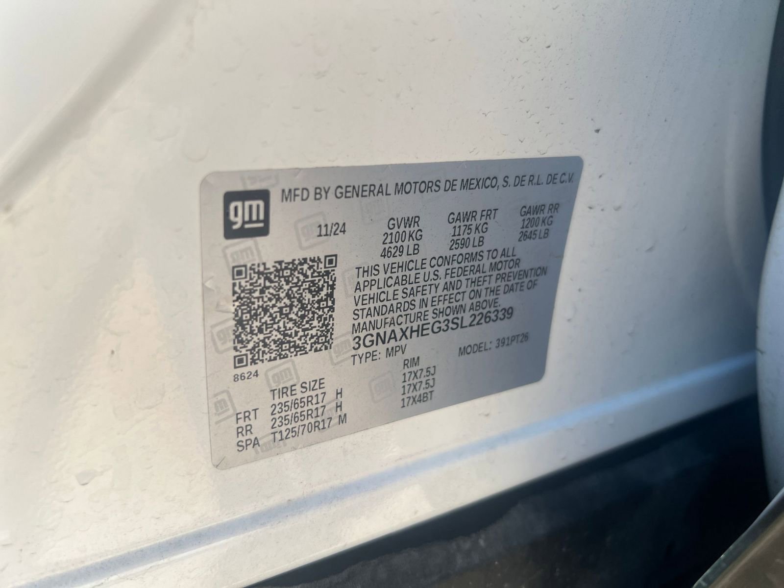 Used 2025 Chevrolet Equinox LT FWD image 23
