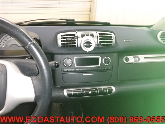 Used 2013 smart fortwo pure RWD image 11