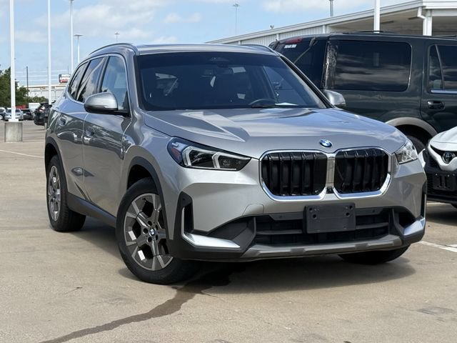 Used 2023 BMW X1 xDrive28i AWD/4WD image 2