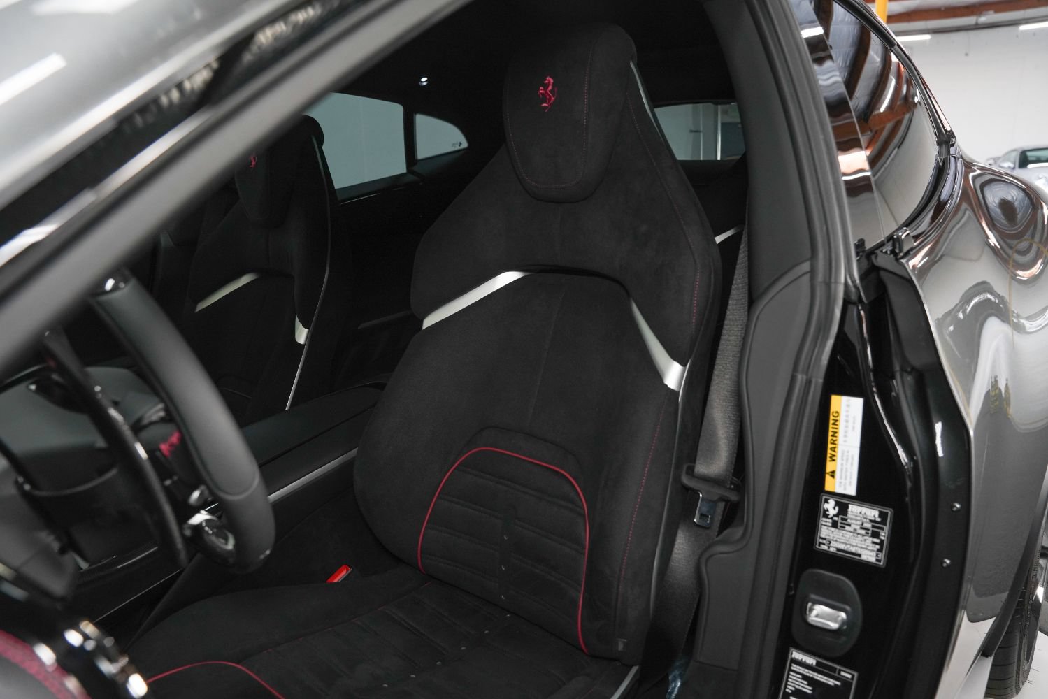 Used 2026 Ferrari Purosangue AWD/4WD image 50