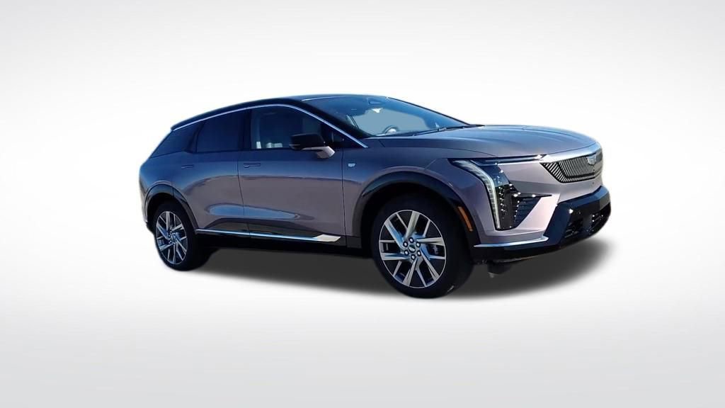 New 2026 Cadillac Optiq Luxury 1 image 8