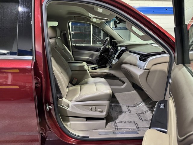 Used 2019 GMC Yukon SLT image 16