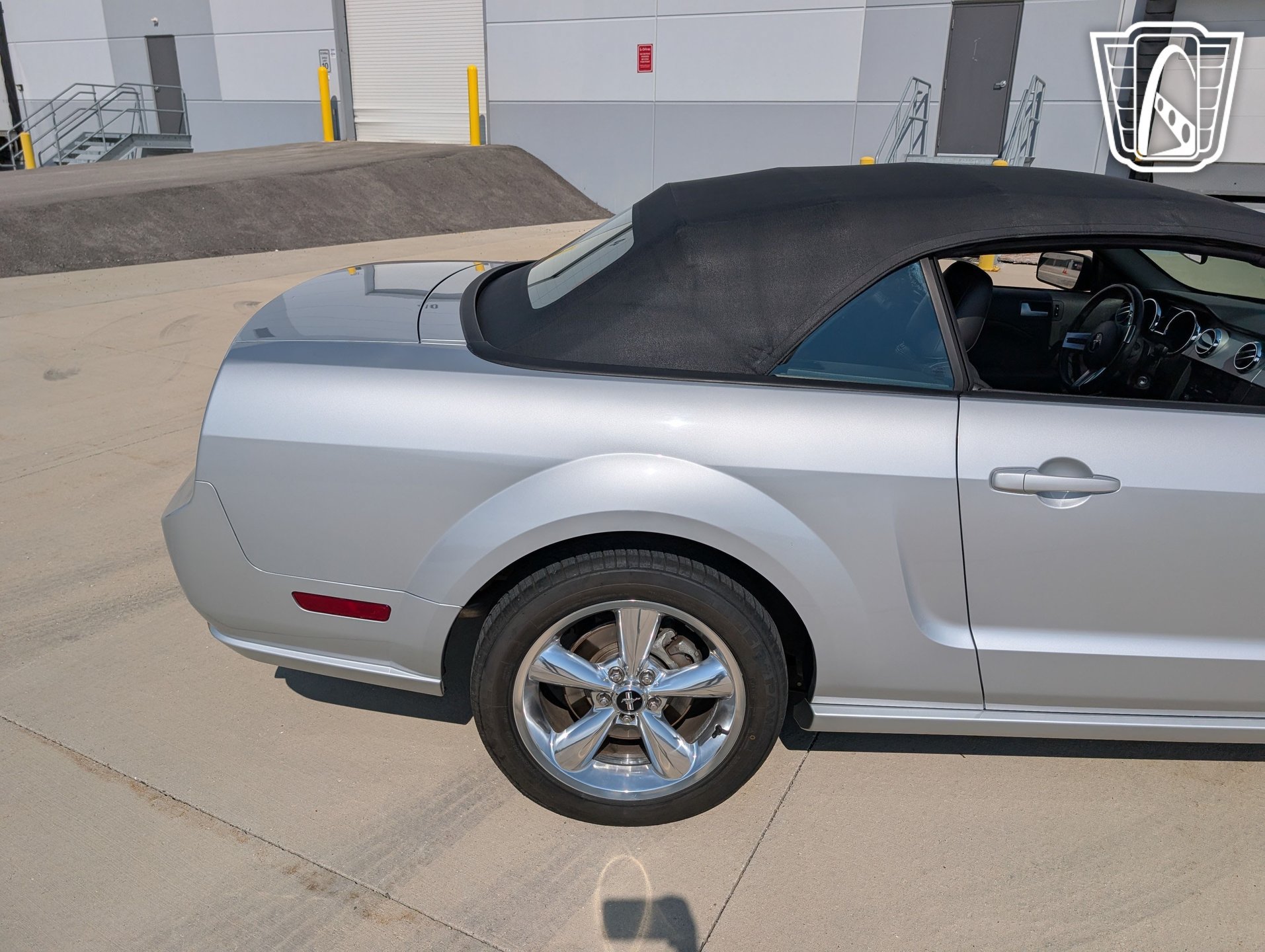 Used 2005 Ford Mustang GT RWD image 34