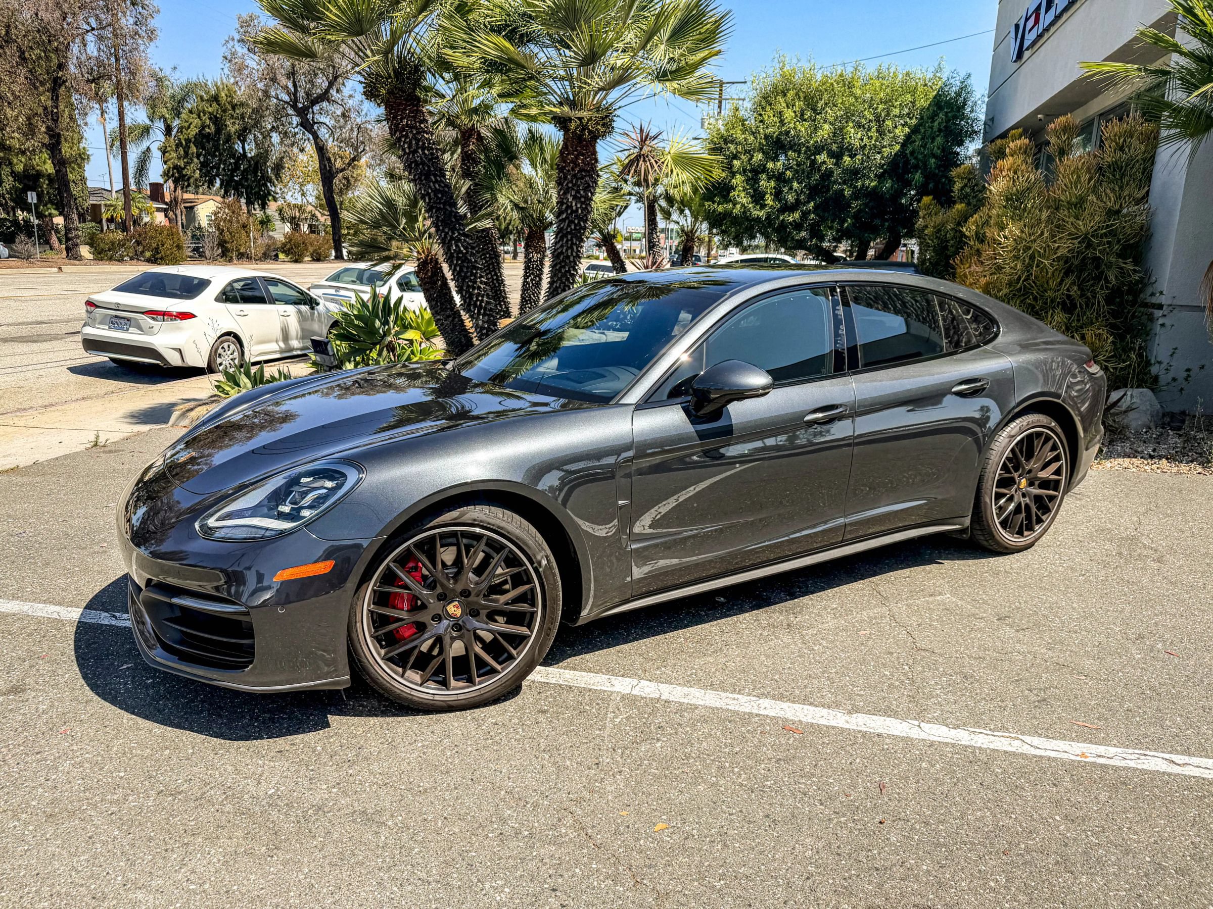 Used 2022 Porsche Panamera 4S AWD/4WD image 6