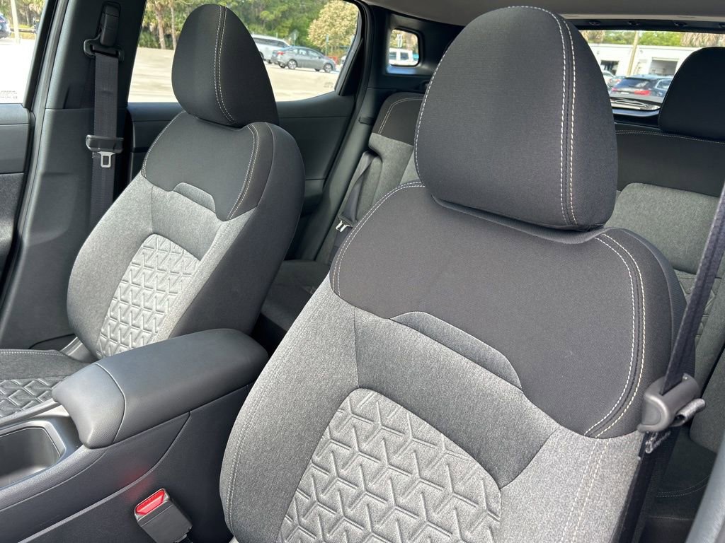 New 2026 Nissan Kicks SV w/ SV Premium Package FWD image 21