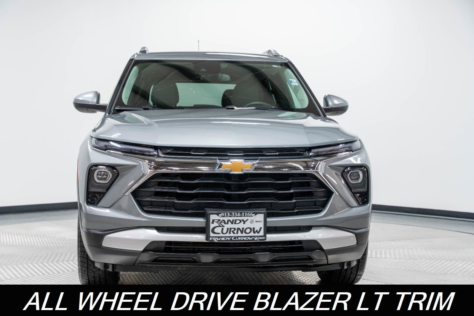 Used 2024 Chevrolet TrailBlazer LT w/ Driver Confidence Package image 2