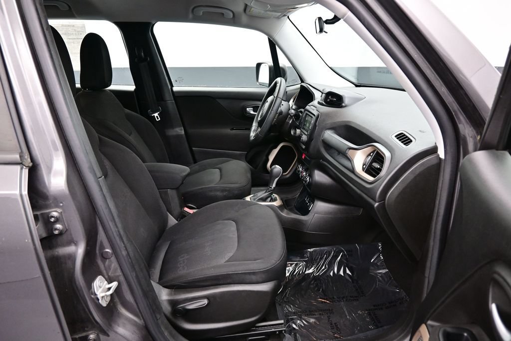 Used 2017 Jeep Renegade Sport w/ Power & Air Group FWD image 33