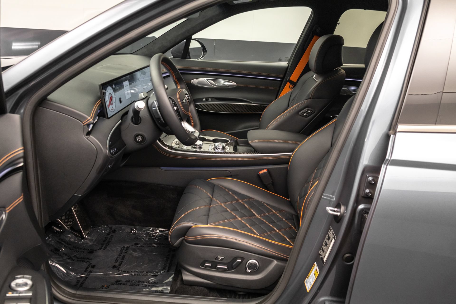 Used 2026 Genesis GV70 3.5T Sport Prestige AWD/4WD image 6