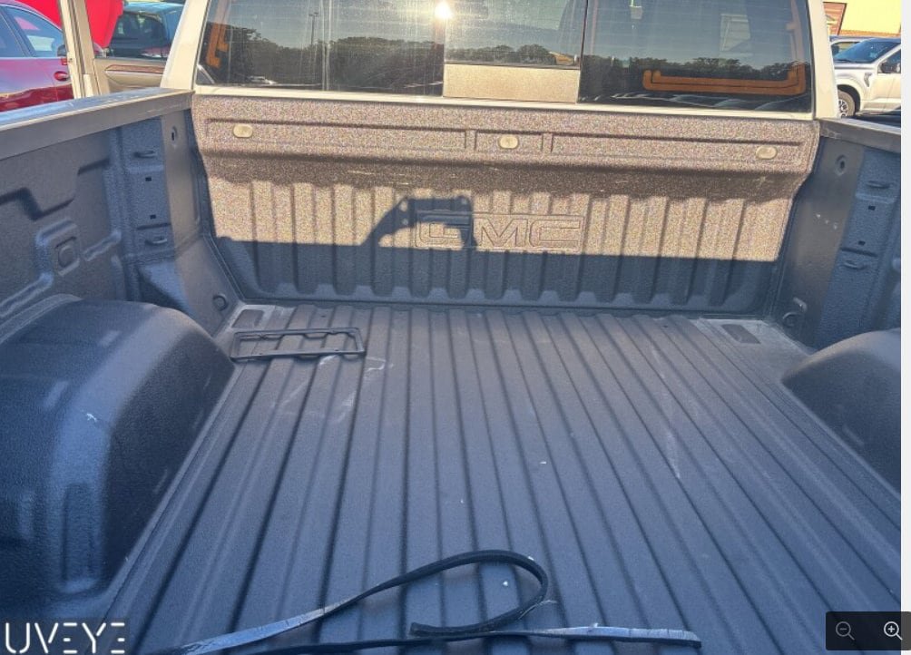 Used 2024 GMC Sierra 1500 Elevation w/ Elevation Premium Package AWD/4WD image 6