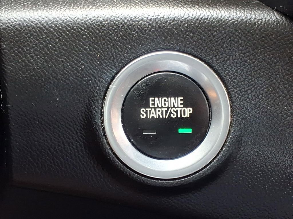 Certified 2023 GMC Terrain SLT w/ Tech Package FWD image 23