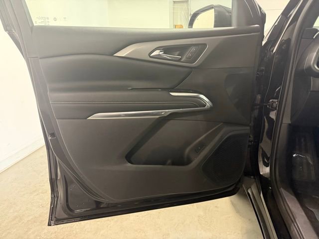 Certified 2025 Chevrolet Traverse LT image 10