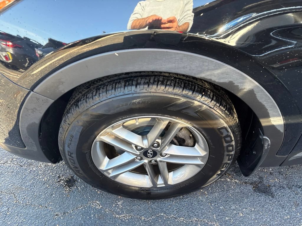 Used 2018 Hyundai Santa Fe Sport w/ 2.4L Value Package 02 AWD/4WD image 7